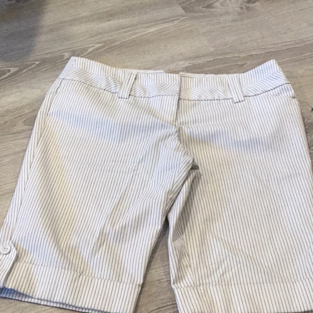 Tracy Evans Limited…Bermuda Shorts…